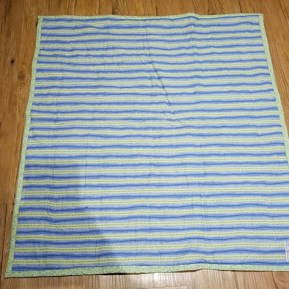 Homemade Baby quilt blue/yellow/green